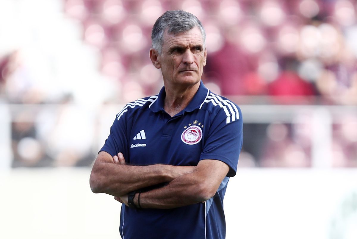 Ο Χοσέ Λουίς Μεντιλίμπαρ στο ΑΕΛ - Ολυμπιακός