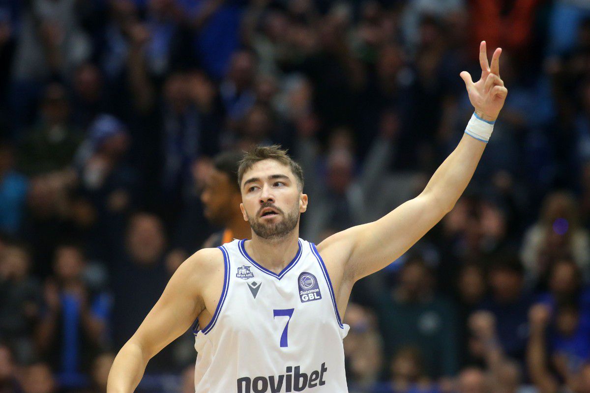 Τσιακμάς: “Μεγάλο ευχαριστώ στον Ηρακλή και στον υπέροχο κόσμο του” (pic)