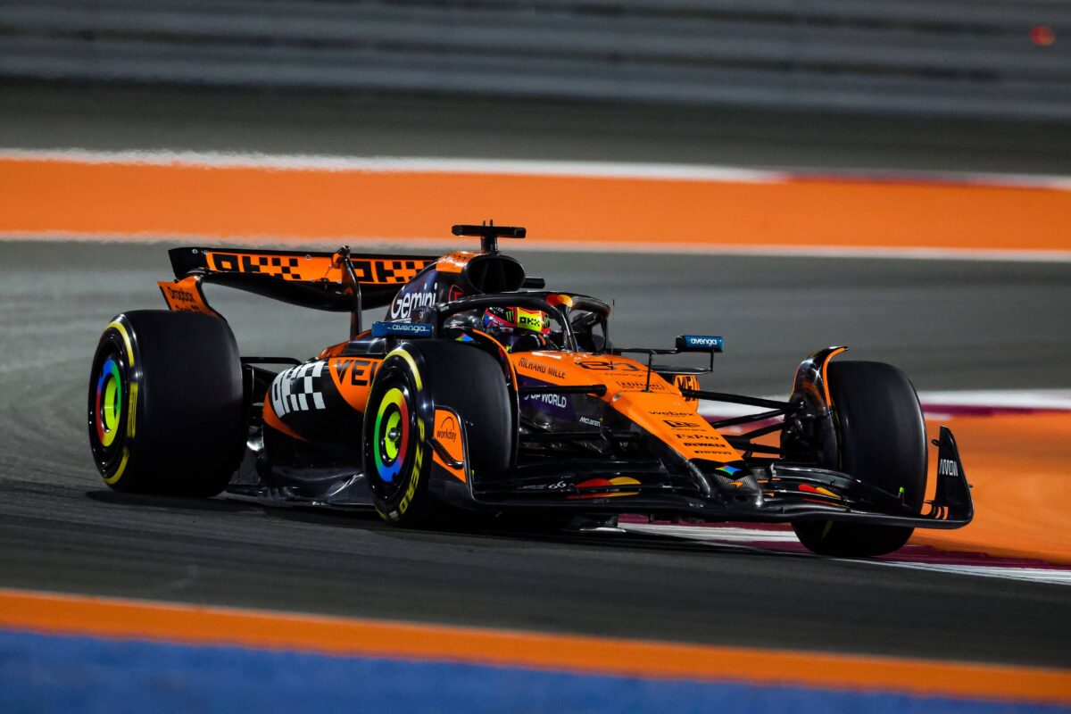 Ο Πιάστρι κατέκτησε την πολ ποζίσιον στο Κατάρ, κρατώντας ζωντανή τη μάχη του τίτλου