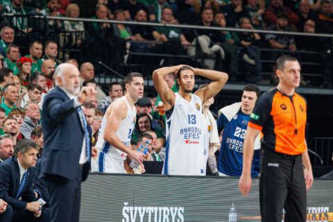 Η Τουρκ Τέλεκομ νίκησε την Αναντολού Εφές και την έβαλε σε προβληματισμούς