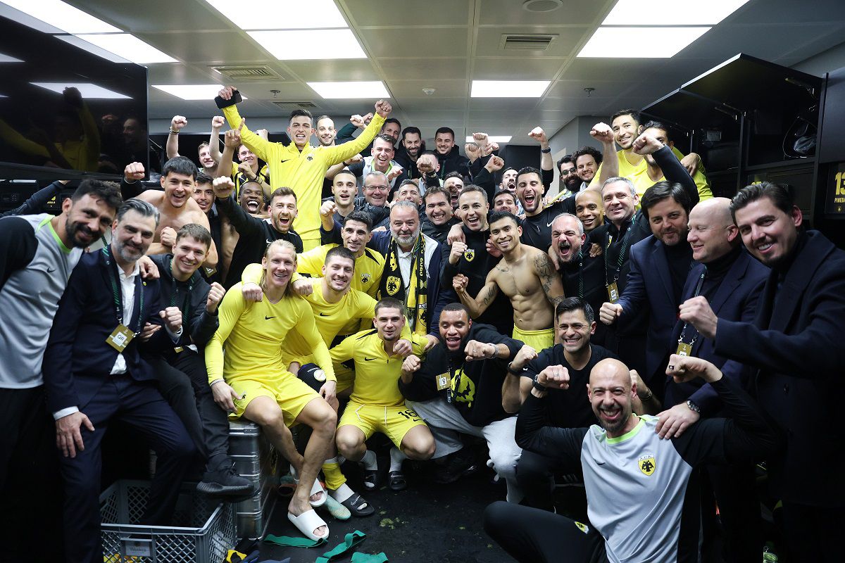 ΑΕΚ - Κραϊόβα 3-2: Το «κιτρινόμαυρο» πάρτι στα αποδυτήρια