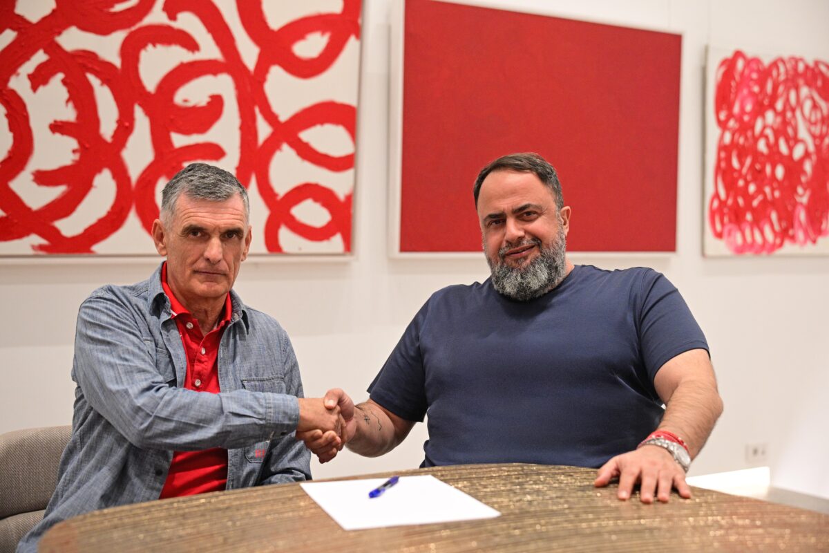 Χοσέ Λουίς Μεντιλίμπαρ και Βαγγέλης Μαρινάκης