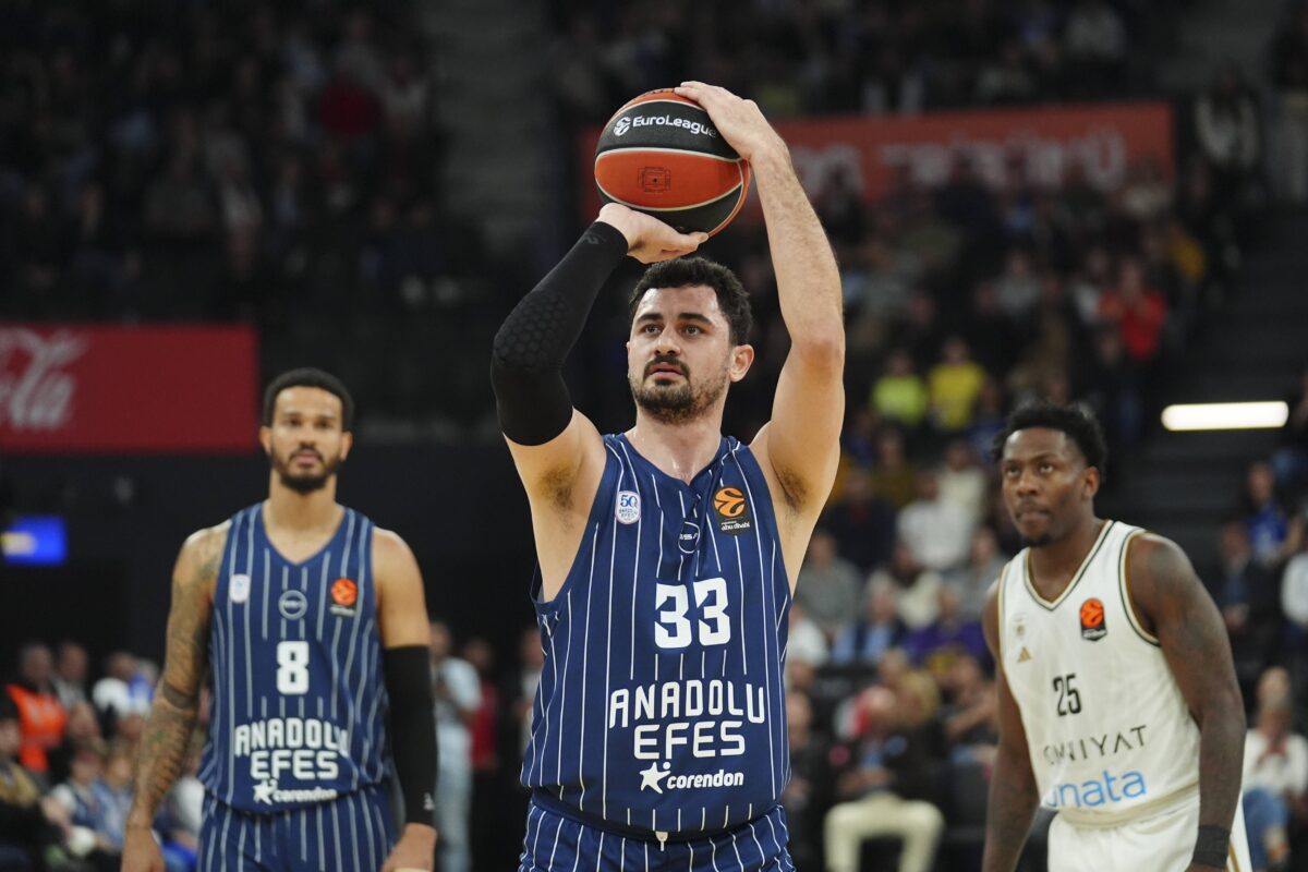Νίκη για την Εφές επί της Γαλατασαράι και άνοδος στην τέταρτη θέση