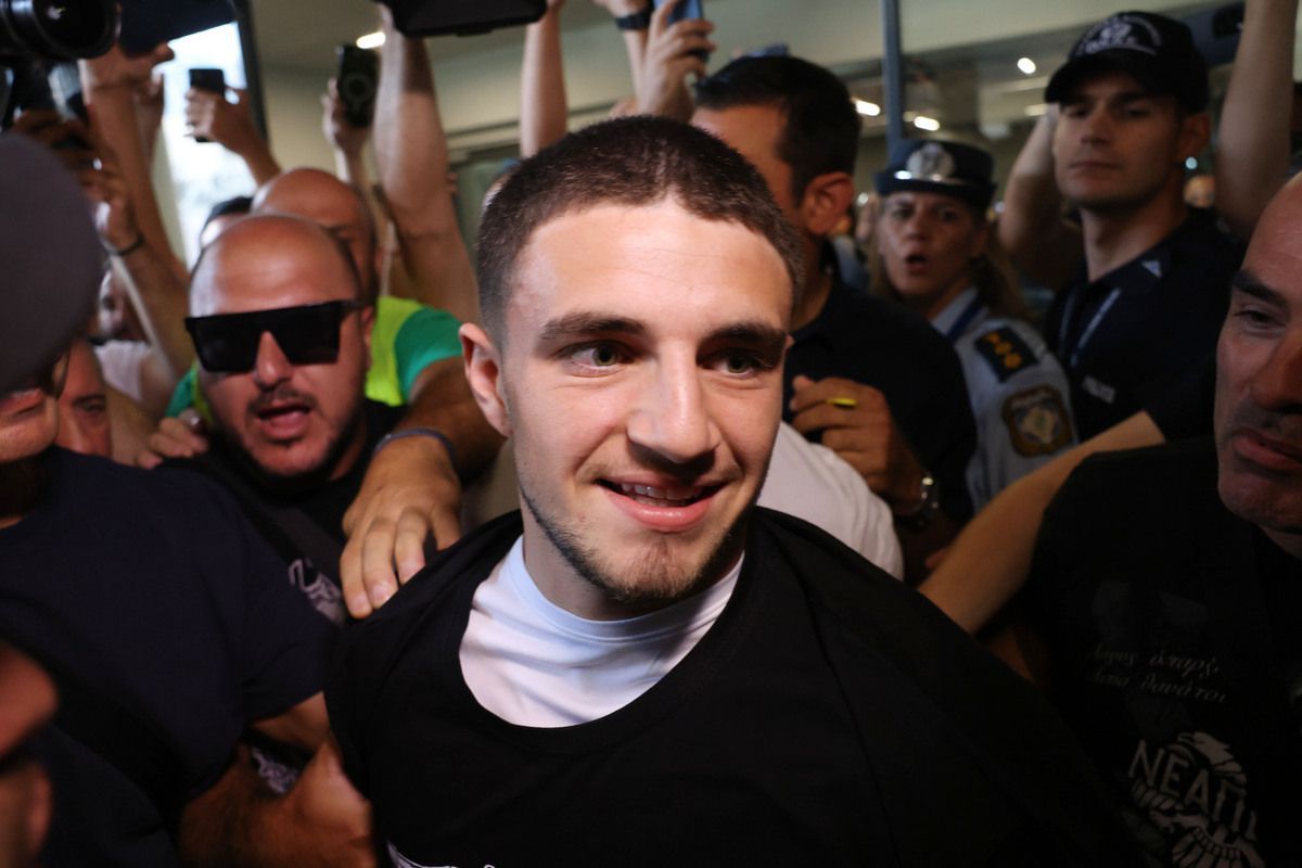 Ο Χρήστος Ζαφείρης στη Θεσσαλονίκη για να υπογράψει με τον ΠΑΟΚ