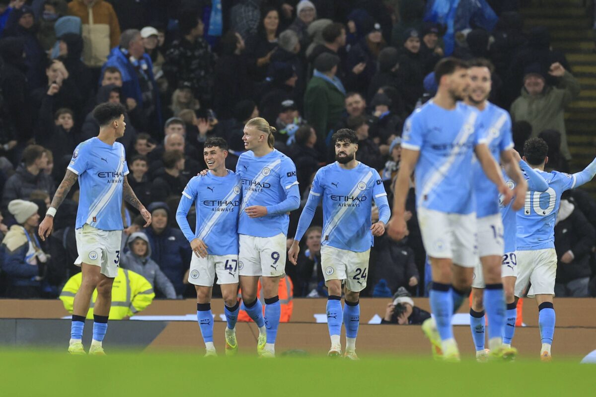Η Μάντσεστερ Σίτι συνέτριψε τη Σάντερλαντ και πλησίασε την κορυφή – Νέο «στραβοπάτημα» για την Τσέλσι