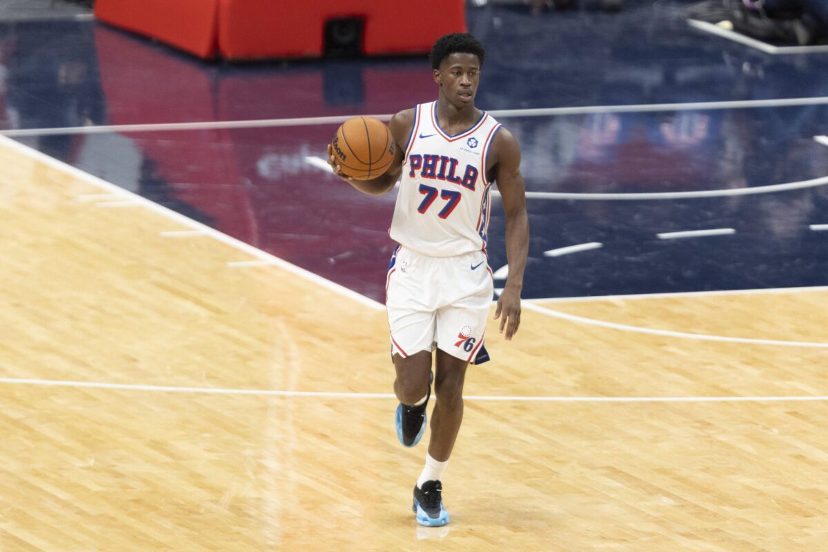 Βι Τζέι Έντζκομπ