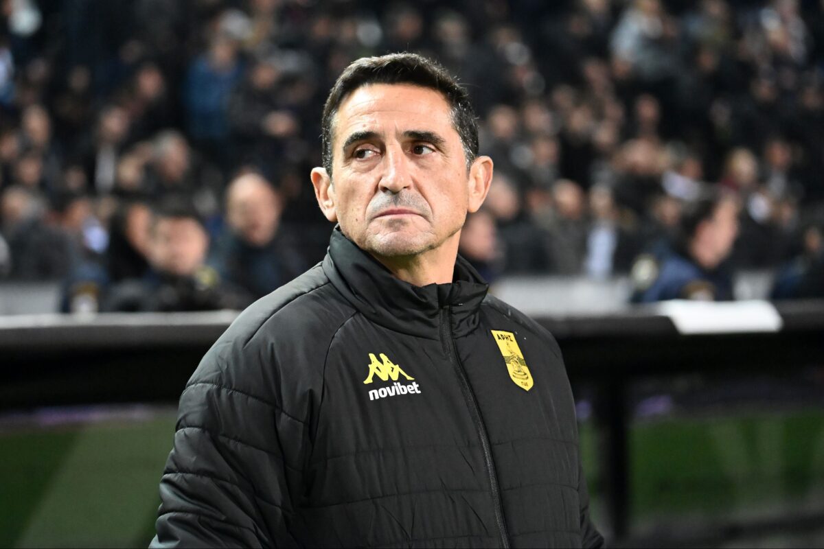 Έντονα παράπονα του Χιμένεθ για τη διαιτησία στο ΠΑΟΚ – Άρης!