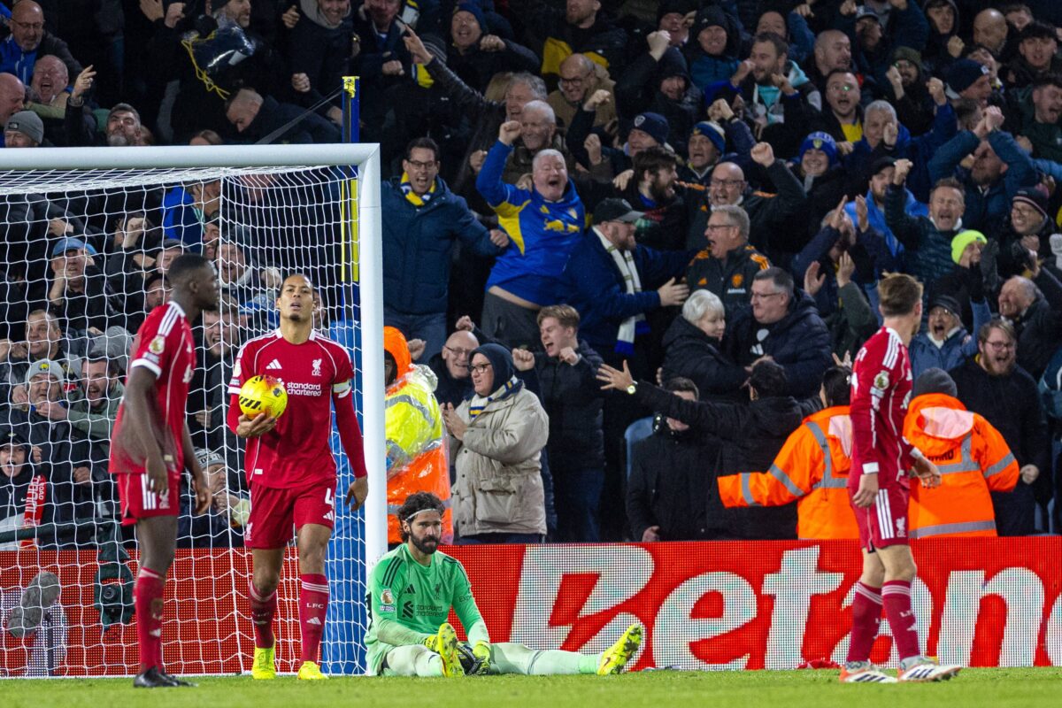 Aυτοκτονική ξανά η Λίβερπουλ που ισοφαρίστηκε στις καθυστερήσεις