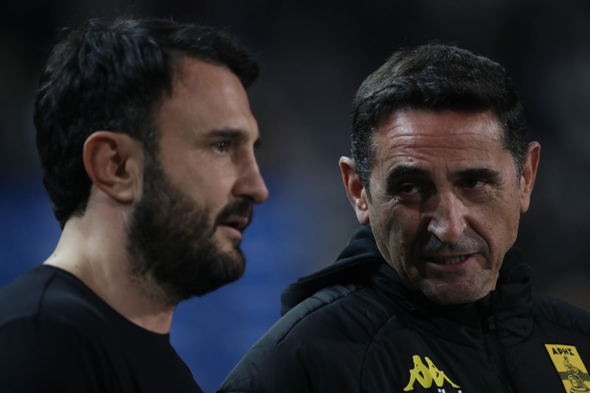 Ο Καρυπίδης και ο Χιμένεθ