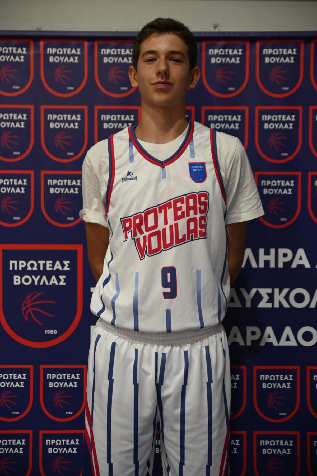 Ο Βαγγέλης Φώτσης ακολουθεί τα βήματα του πατέρα του, Αντώνη, ντεμπουτάρισε και σκόραρε στην Elite League (vid)