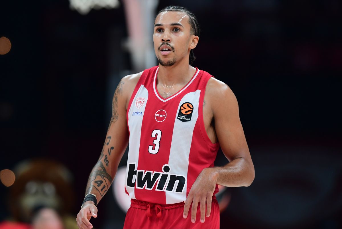 «Παγωμάρα» με Γουόρντ – Το χρονικό διάστημα που θα μείνει εκτός δράσης