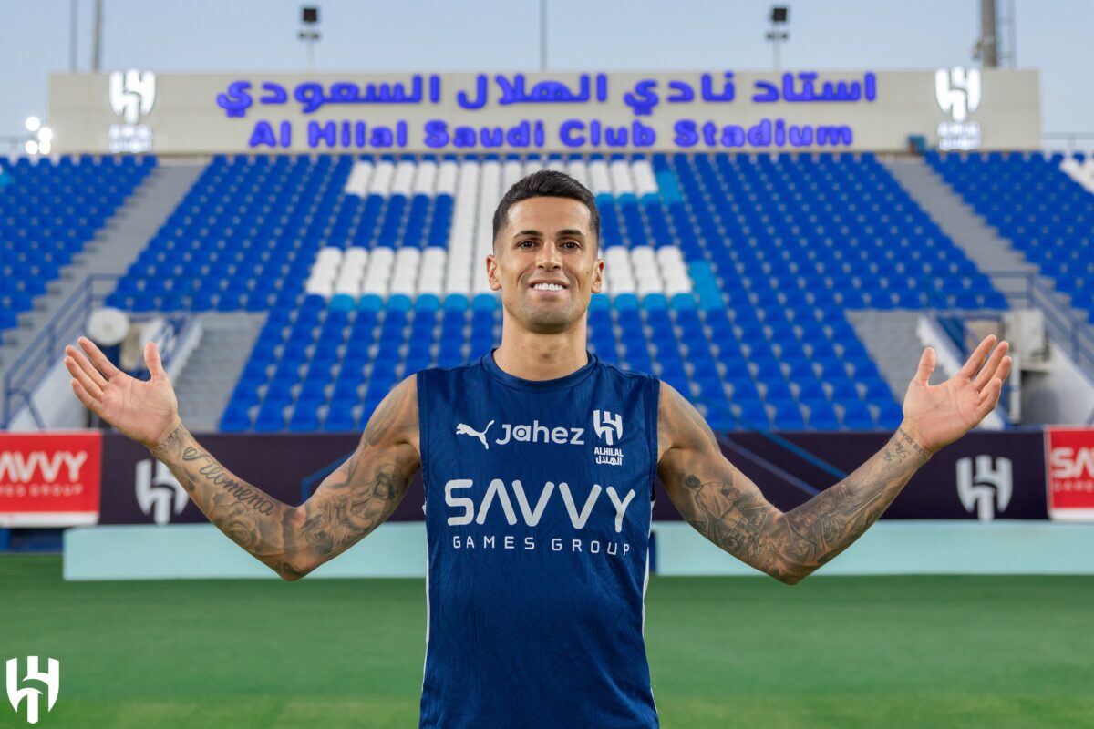 Μάχη ευρωπαϊκών «γιγάντων» για τον Κανσέλο