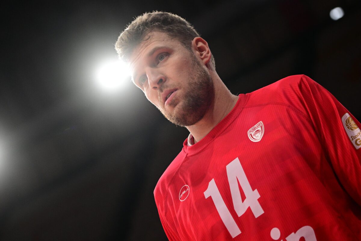 Σάσα Βεζένκοφ