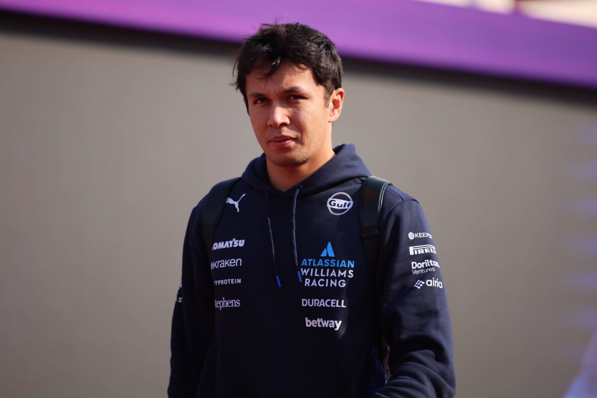 Άλεξ Άλμπον