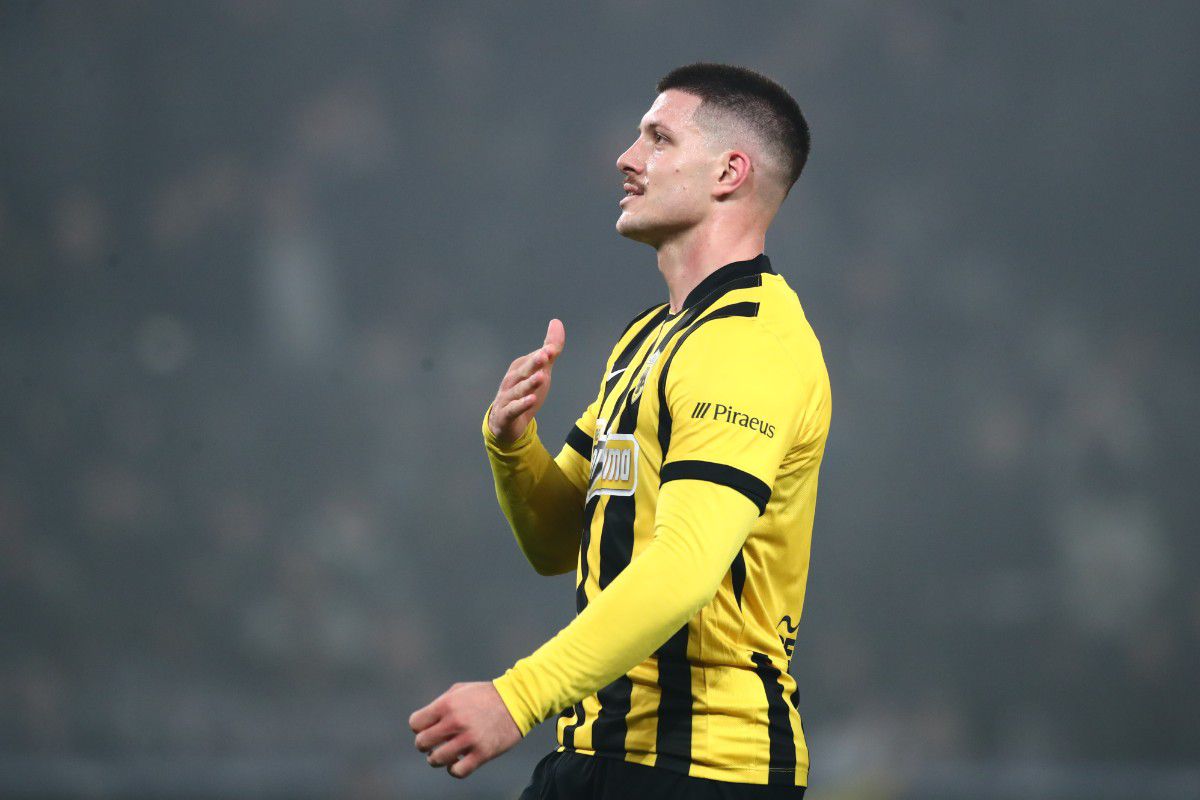 Λούκα Γιόβιτς