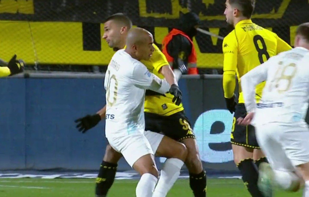 Έπρεπε η όχι να ακυρωθεί το γκολ του Ντούντου στο Άρης – ΑΕΚ (vid)