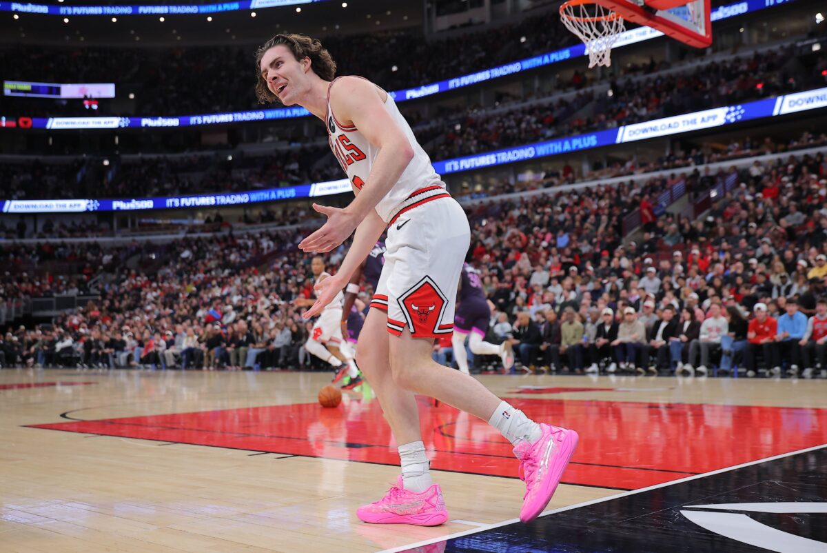 Νίκη-θρίλερ για τους Μπουλς επί των Τζαζ