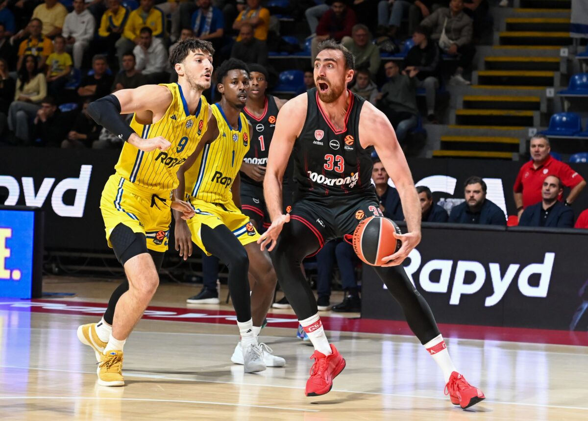 Ολυμπιακός: Ο λόγος που ο Μιλουτίνοφ φέτος κάνει πάταγο και η top-εμφάνιση κόντρα στη Μακάμπι