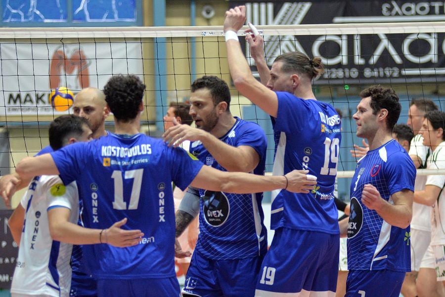 Ο Φοίνικας «λύγισε» τον Παναθηναϊκό και έβαλε «φωτιά» στην Volley League