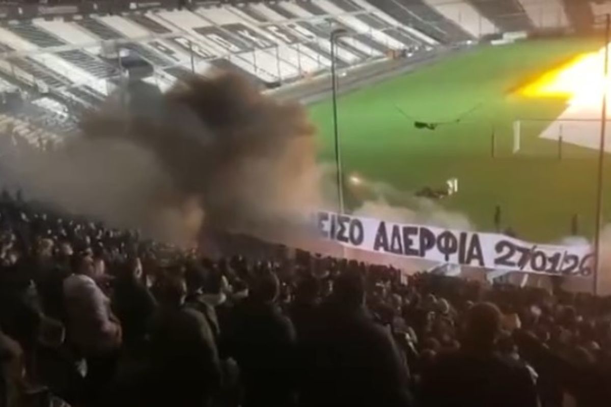 Ανατριχίλα στη Θύρα 4