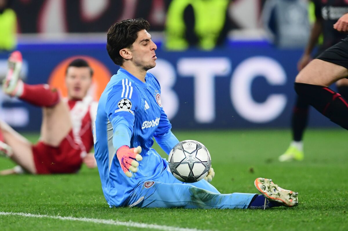 O Τζολάκης στο Ολυμπιακός - Λεβερκούζεν