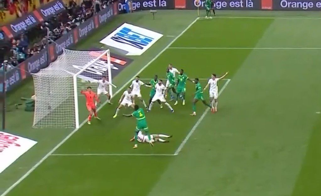 Το ακυρωθέν γκολ της Σενεγάλης στον τελικό που προκάλεσε αντιδράσεις (vid)