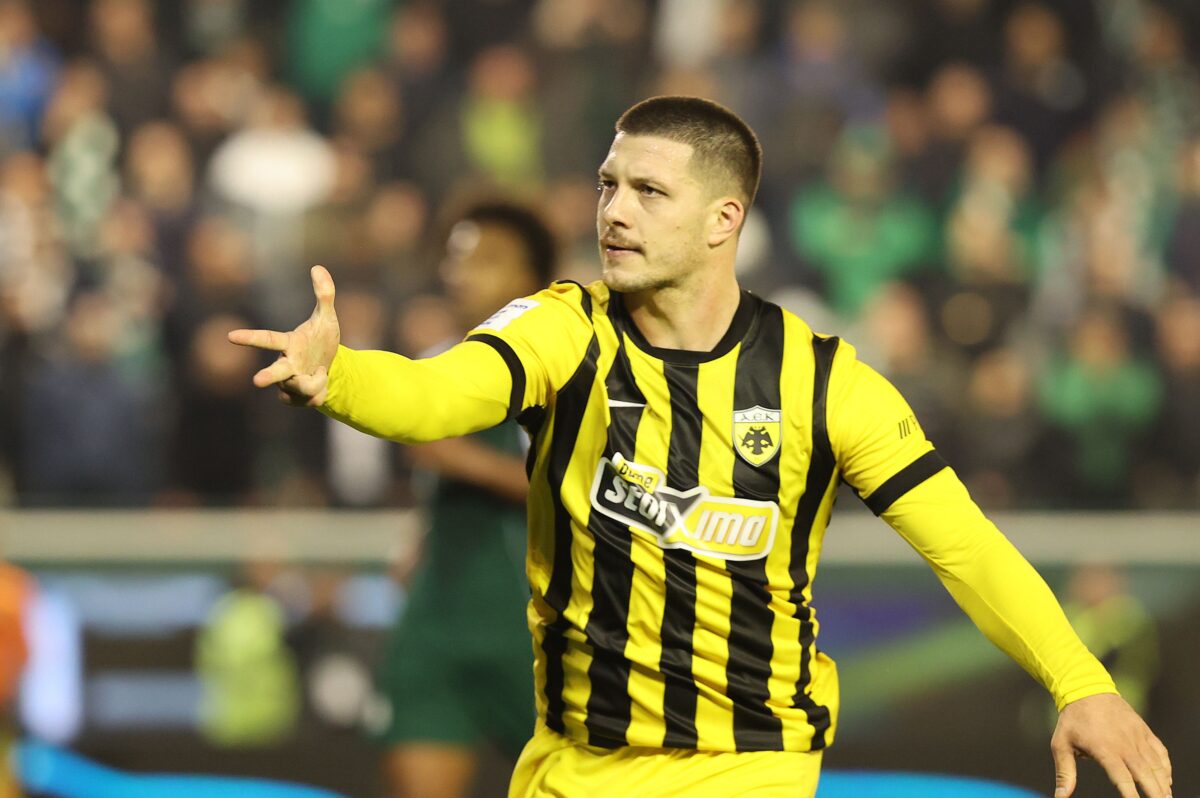 Πρωτοσέλιδα σήμερα (01/12): «Ο αλήτης Γιόβιτς, η τρέλα του Μεντιλίμπαρ και ο ισοπεδωτικός ΠΑΟΚ»