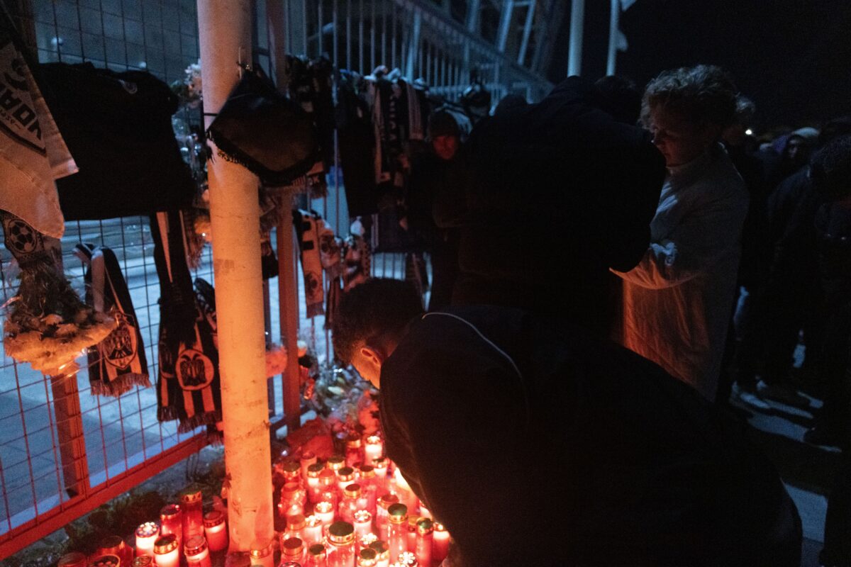 Δάκρυσε η Τούμπα – Το βίντεο του Sportal όταν παίκτες και φίλαθλοι τίμησαν τη μνήμη των αδικοχαμένων αετόπουλων