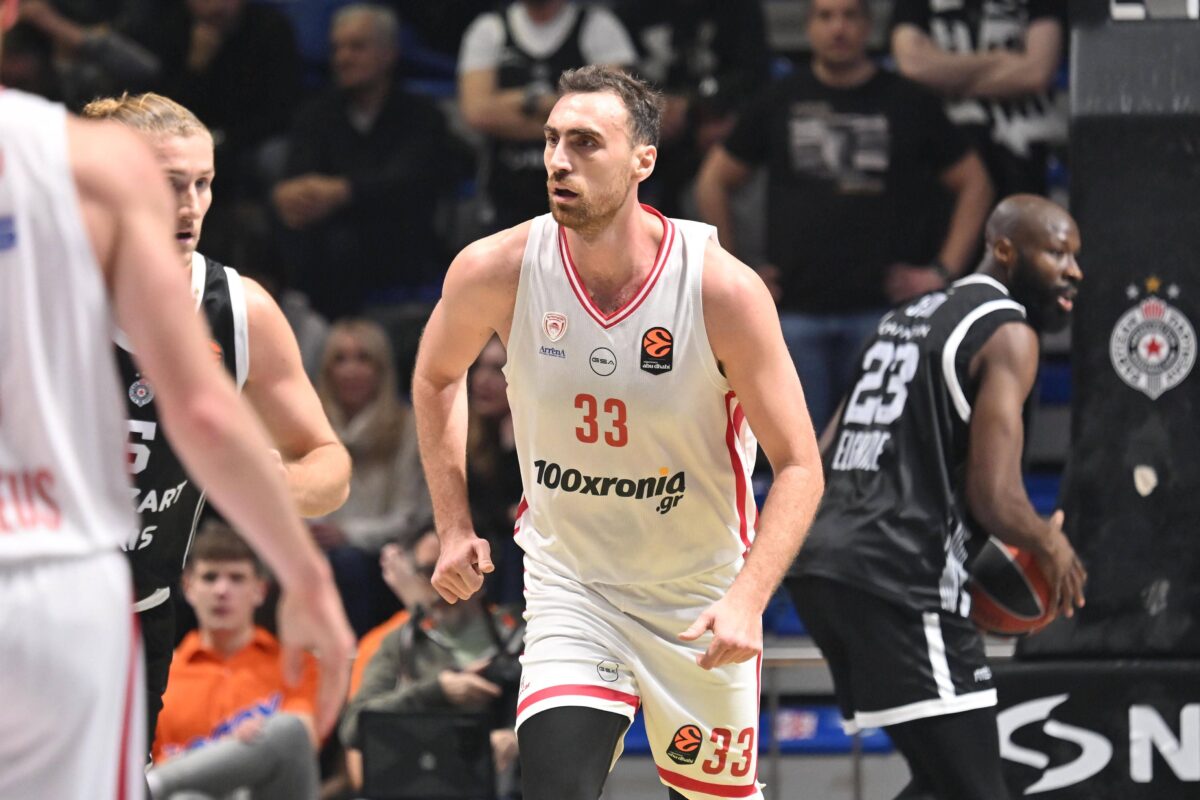 Ολυμπιακός: Εκτός εξάδας ο Μιλουτίνοφ ενόψει Αμαρουσίου