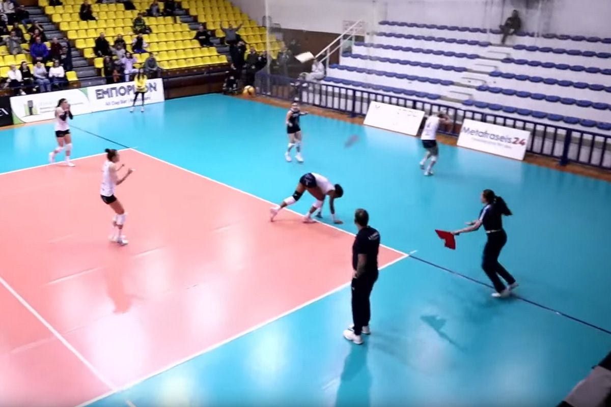 Απίστευτο περιστατικό στο Άρης – ΑΟ Θήρας: Έπεσαν σοβάδες από το ταβάνι δίπλα σε αθλήτρια