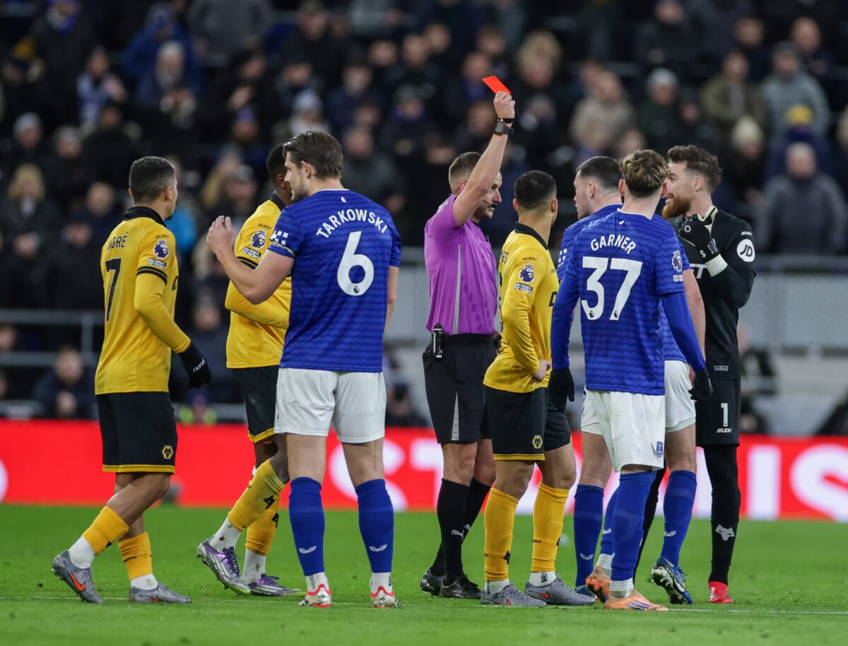 Οι πιο αλλόκοτες κόκκινες κάρτες στην ιστορία της Premier League