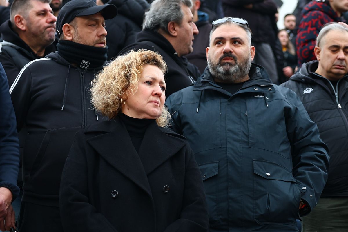 Επιμνημόσυνη δέηση στην Τούμπα για τους οπαδούς του ΠΑΟΚ –  Στιγμές συγκίνησης για την Μαρία Γκοντσάρεβα (pic)