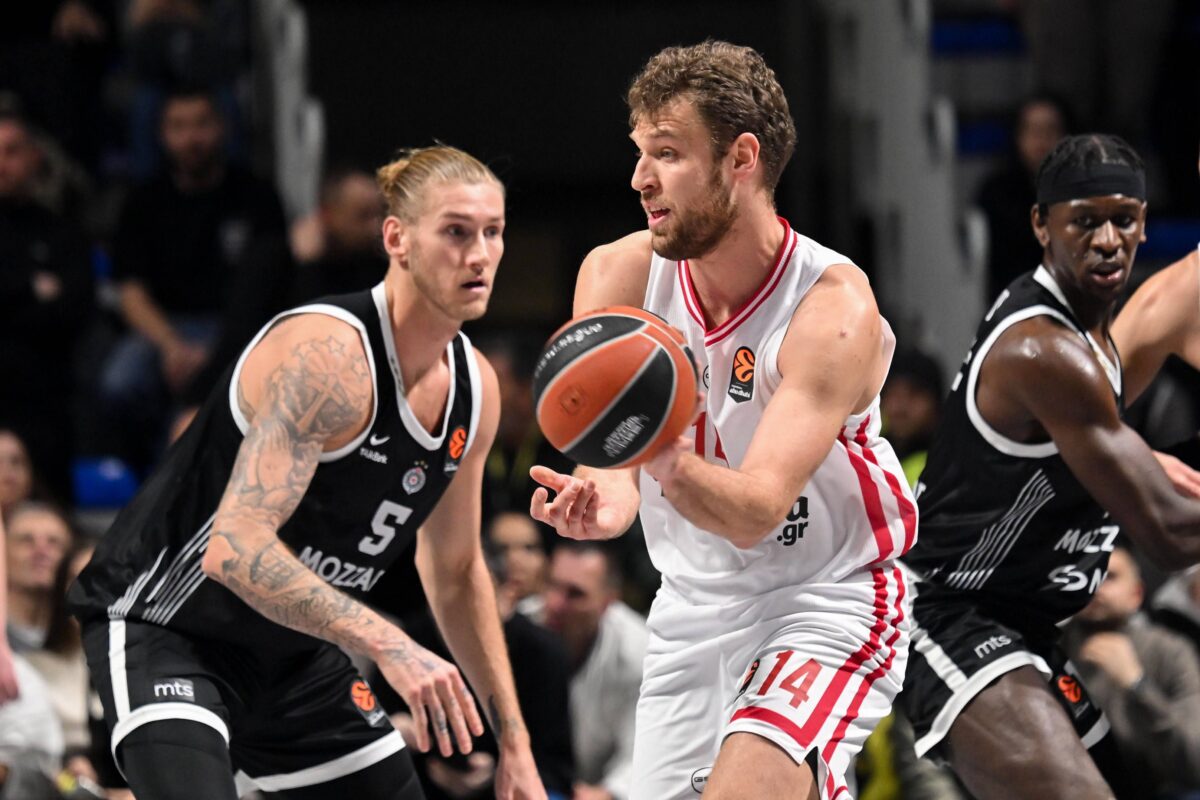 Τι έκανε ο MVP Βεζένκοφ κόντρα στην Παρτίζαν
