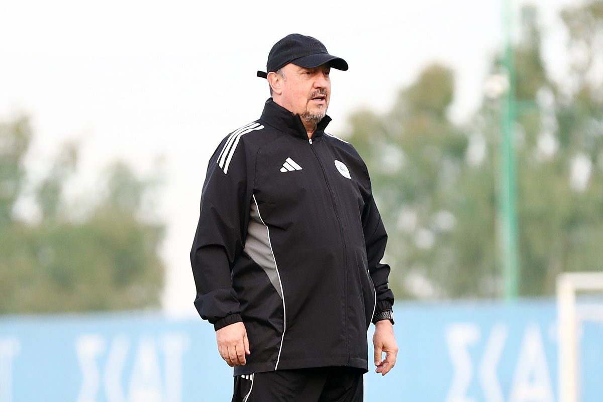 Μπενίτεθ: «Διαφορετική η ατμόσφαιρα, όλοι έχουν μεγαλύτερο κίνητρο»