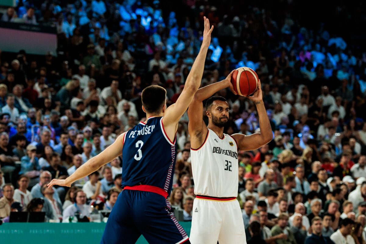 ΠΑΡΙ – ΝΤΟΥΜΠΑΪ BC