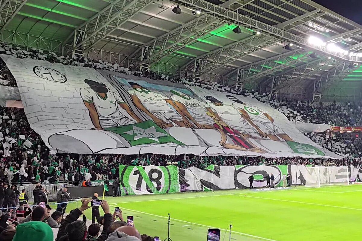 Σάλος στο Ισραήλ: Οι οπαδοί της Μακάμπι Χάιφα ανέβασαν πανό με… πορνογραφική αναφορά