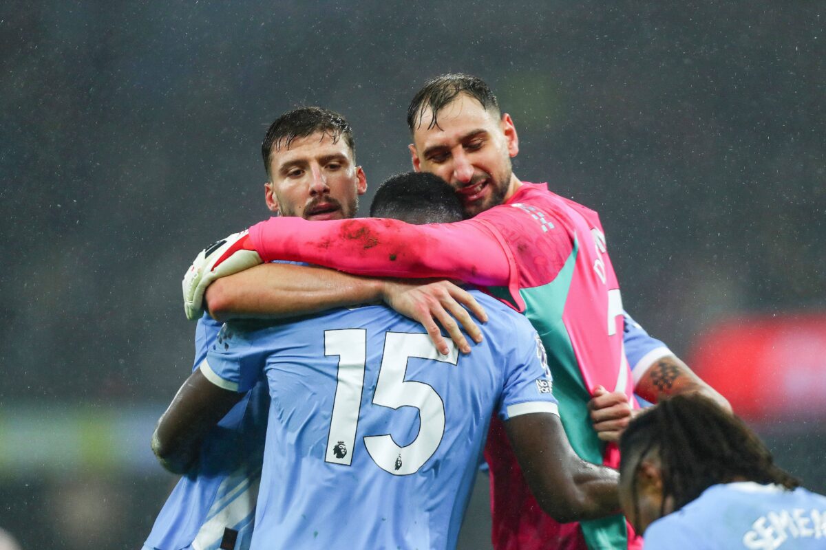 Η Σίτι συνεχίζει να κυνηγάει, απίστευτη ανατροπή της Μπέρνλι κόντρα στην Πάλας