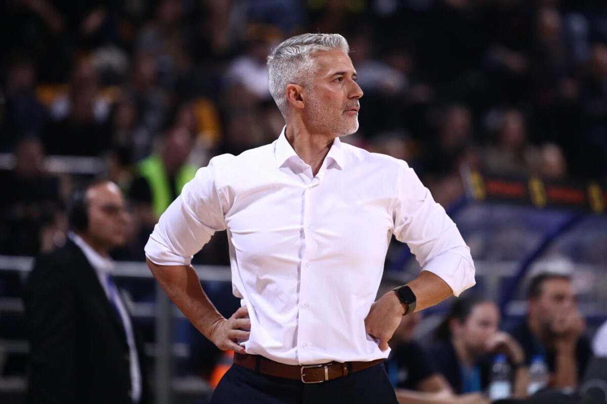 Ζιάγκος: «Τα παιδιά αυτά και η ομάδα είναι ότι καλύτερο μου έχει συμβεί στην επαγγελματική διαδρομή» (vid)