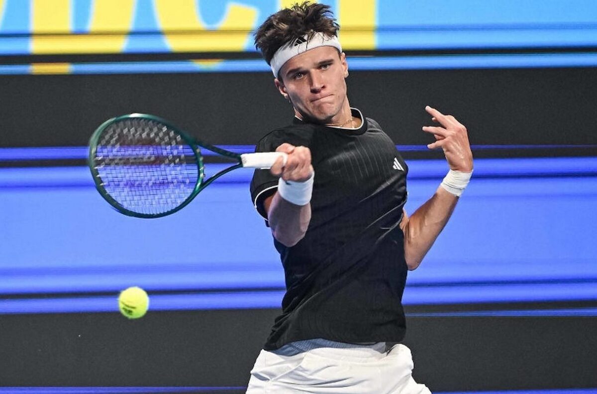 Τεράστια έκπληξη στη Ντόχα: Ο Mένσικ απέκλεισε τον Σίνερ!