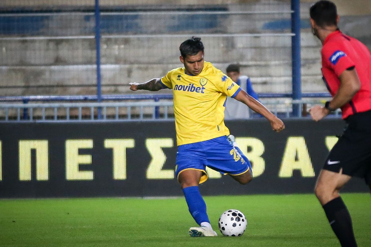 Προ των πυλών της Μπλούμιγκ ο Τσούρα – Οι όροι της συμφωνίας με τον Παναιτωλικό