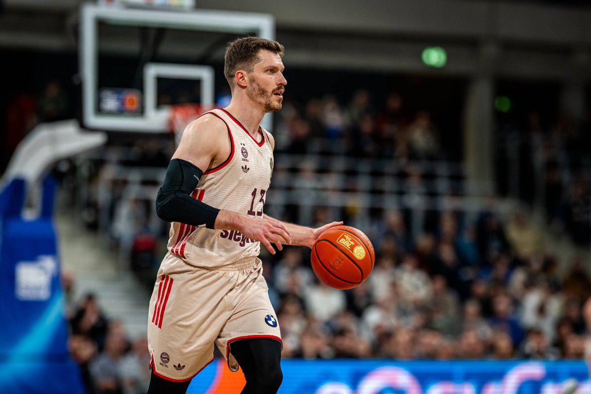 Αντρέας Ομπστ