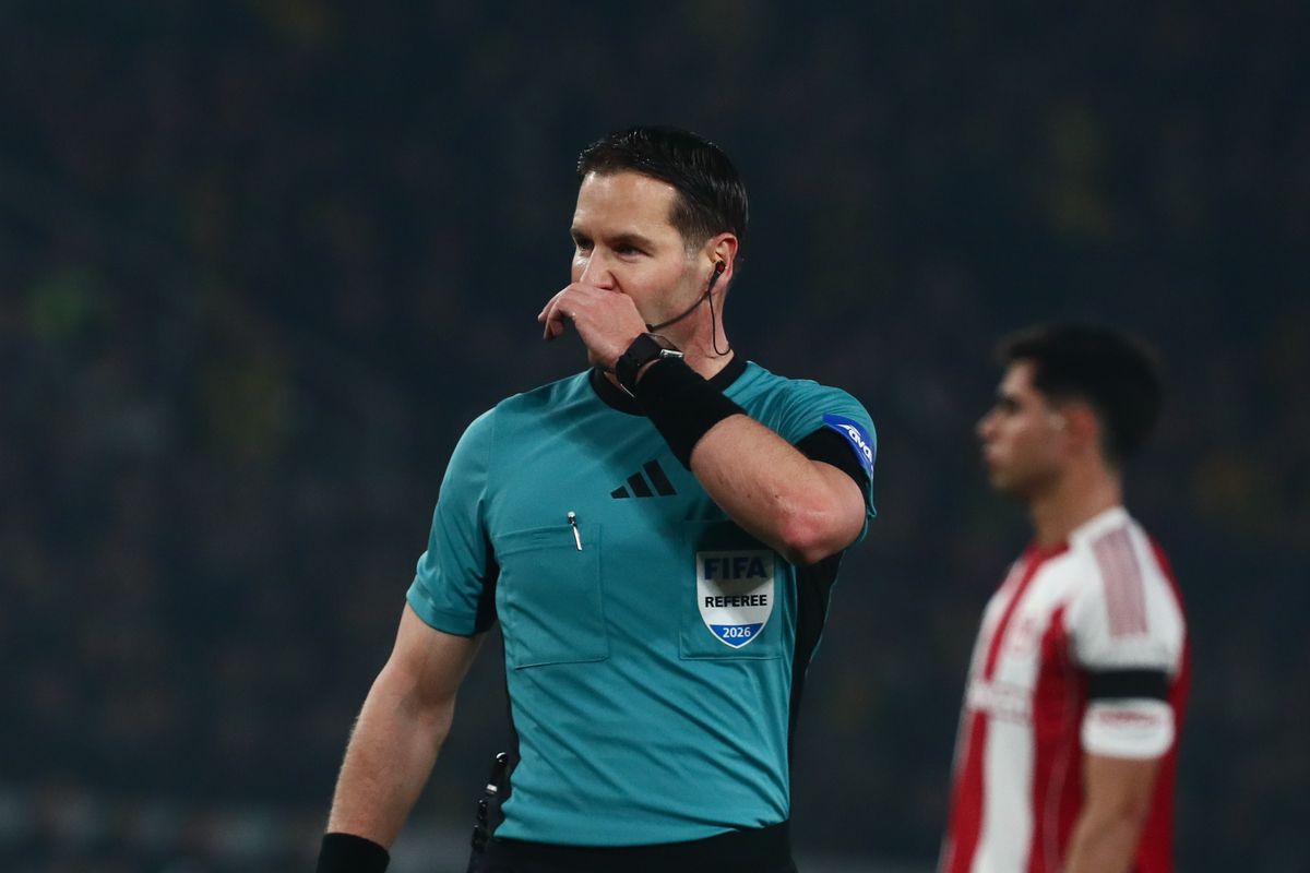 Ο Μάκελι στο ΑΕΚ - Ολυμπιακός