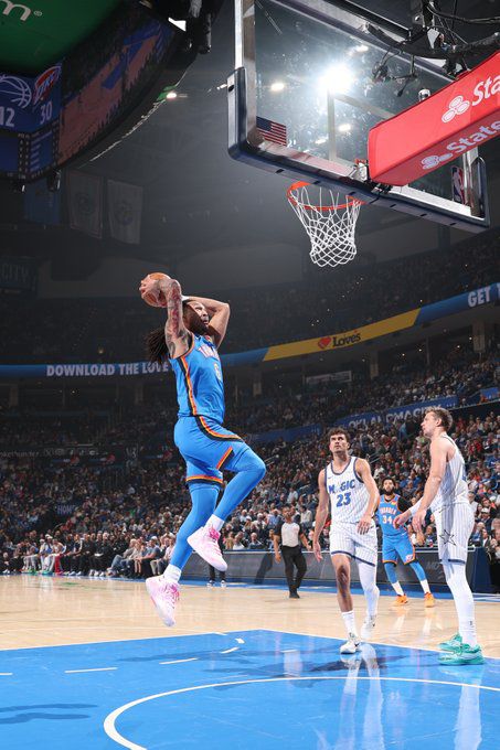 Άνετη επικράτηση για τους Θάντερ επί των Μάτζικ