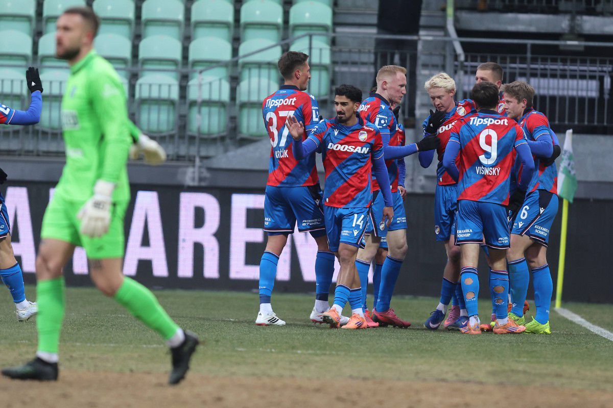 Σε φόρμα η Πλζεν πριν τον Παναθηναϊκό που πήρε εκτός έδρας νίκη επί της Κάρβινα