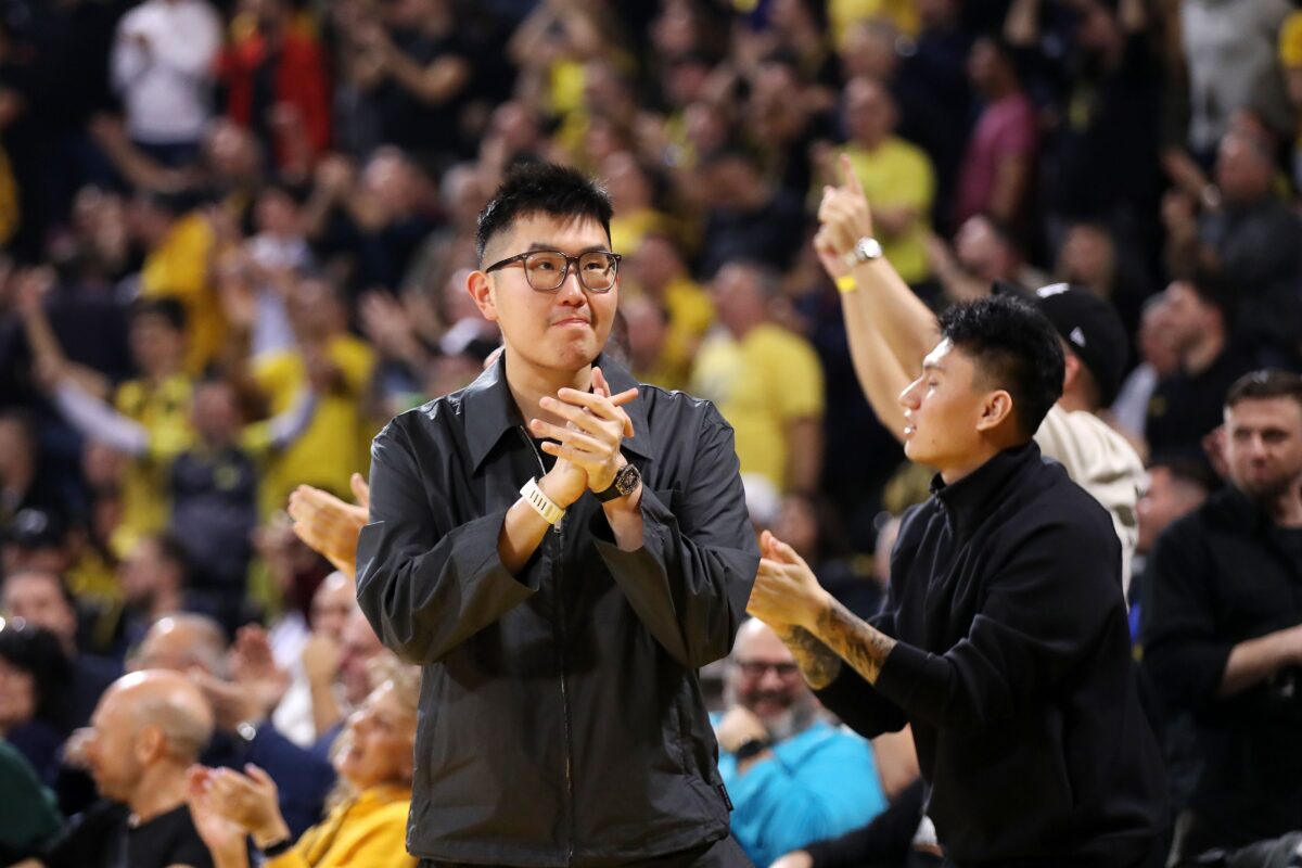 Συνάντηση σε εξαιρετικό κλίμα με το βλέμμα στο μέλλον των Ακαδημιών για την ΚΑΕ Άρης Betsson και τον Ερασιτέχνη