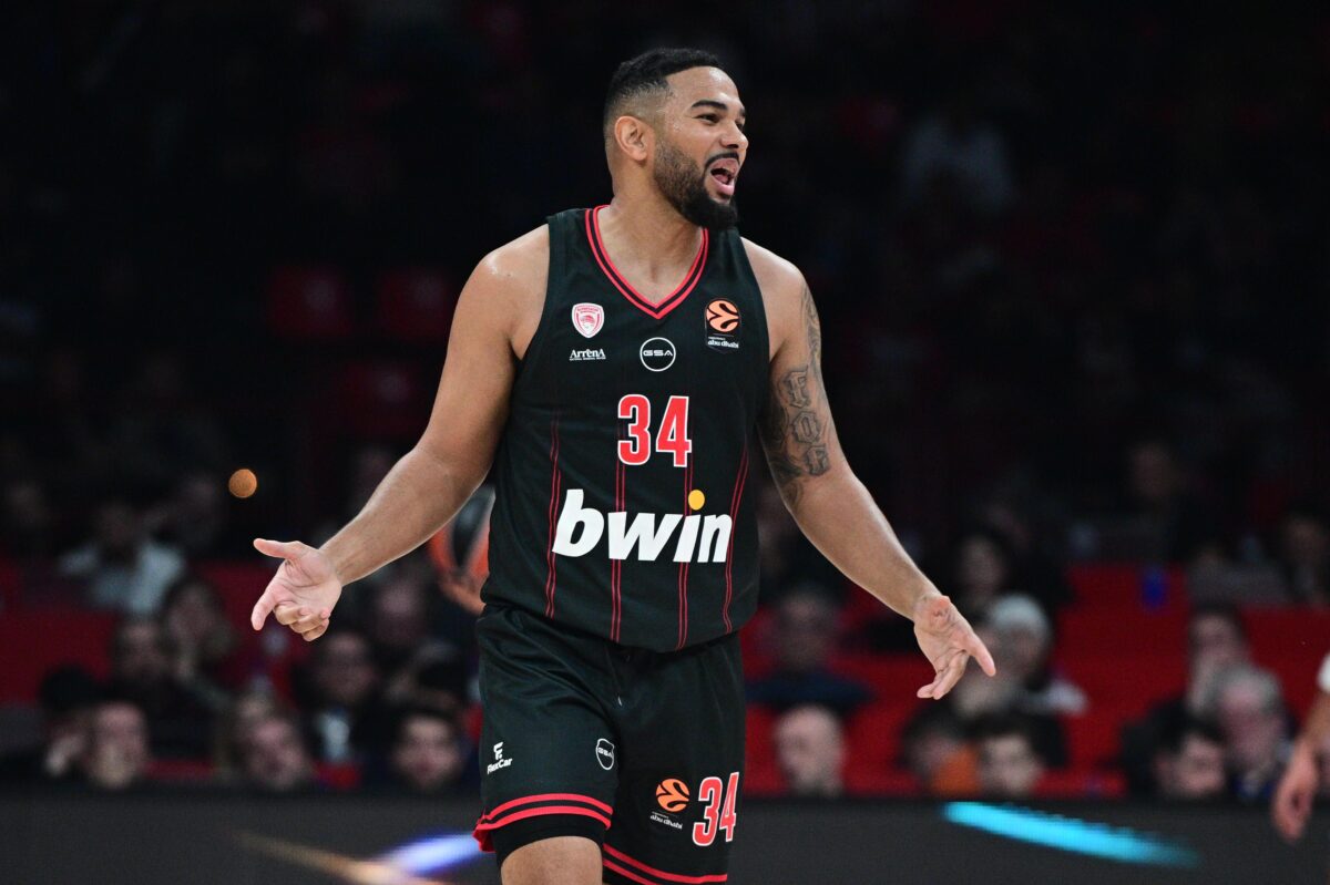 Επιστροφή Τζόσεφ στον Ολυμπιακό – Η 12αδα των «ερυθρόλευκων» κόντρα στη Ζάλγκιρις