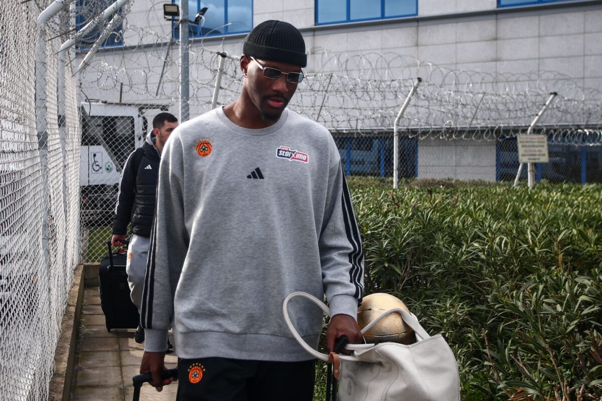 Επέστρεψε στην Αθήνα ο Παναθηναϊκός AKTOR με το 22ο Κύπελλο (pics)