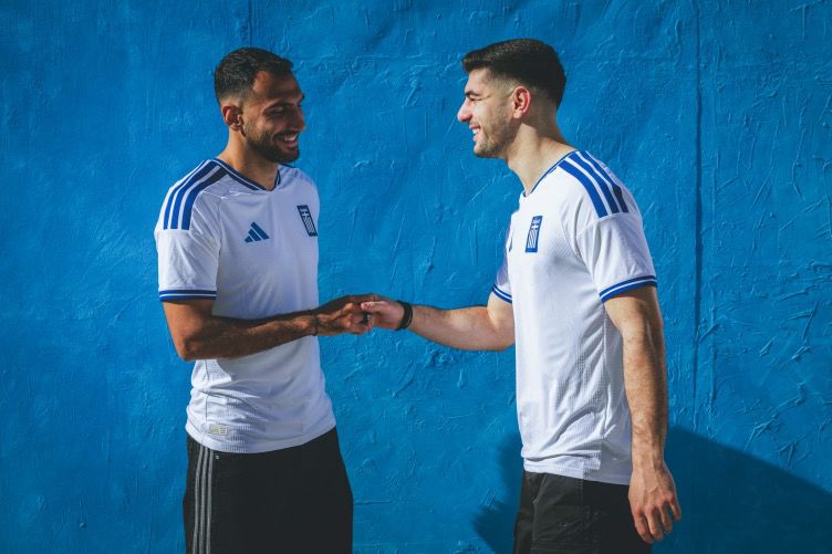 Ο συμβολισμός στη νέα φανέλα της Εθνικής Ελλάδας – Τι σημαίνει