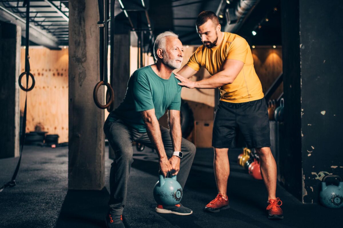 Οι Καλύτερες Ασκήσεις Δύναμης στα 60 για Μακροζωία και Υγεία