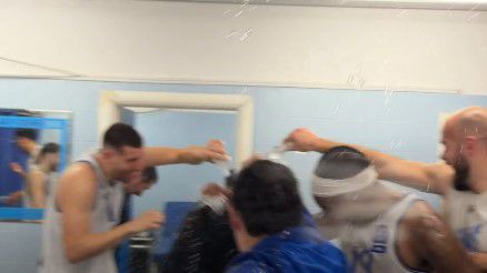 Το βίντεο από τους πανηγυρισμούς στα αποδυτήρια του Ηρακλή (vid)